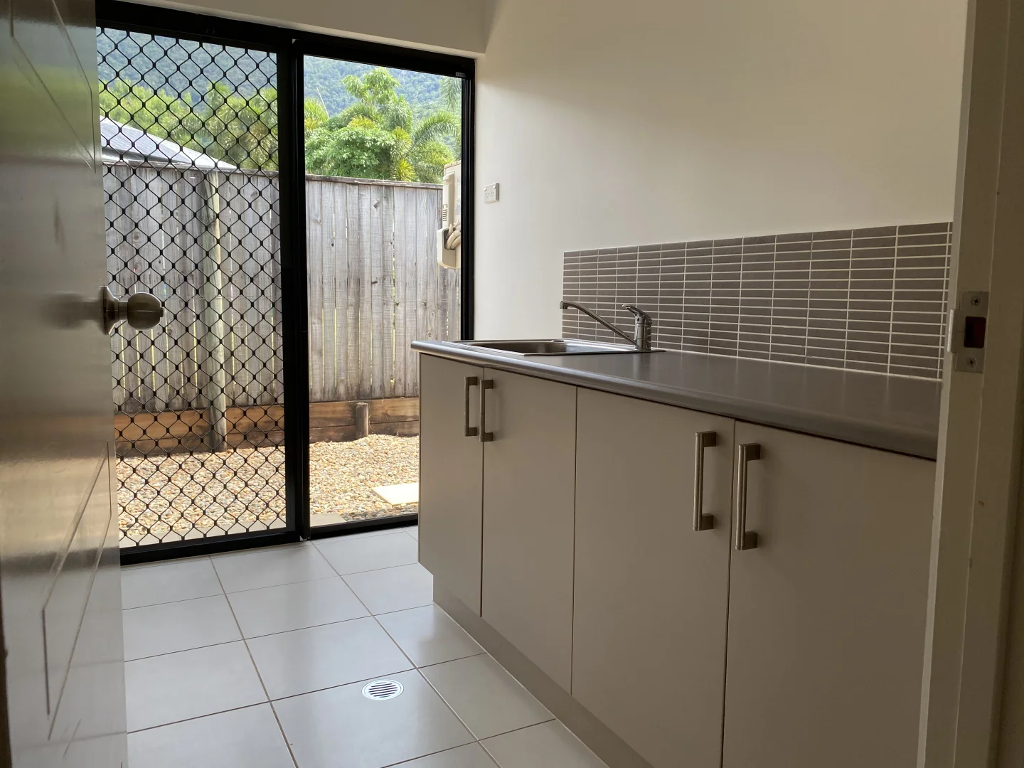 Additional image 18 of 7 Botany Avenue, Redlynch QLD 4870