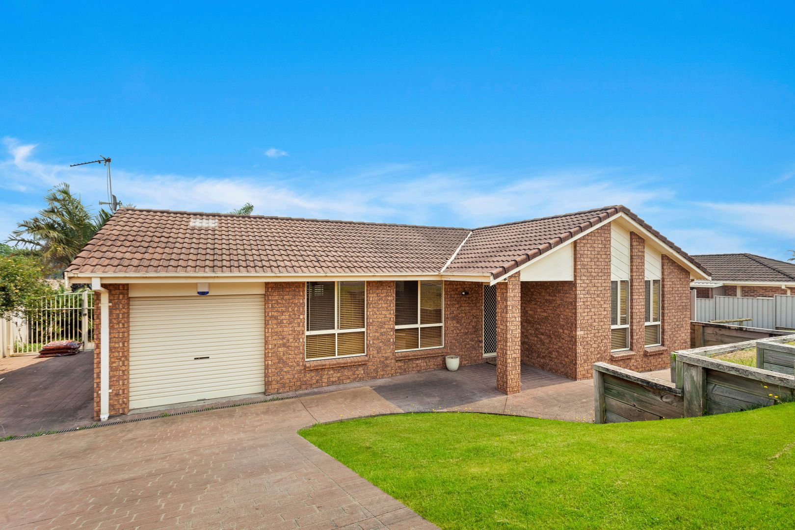 64 Roper Road, Albion Park NSW 2527