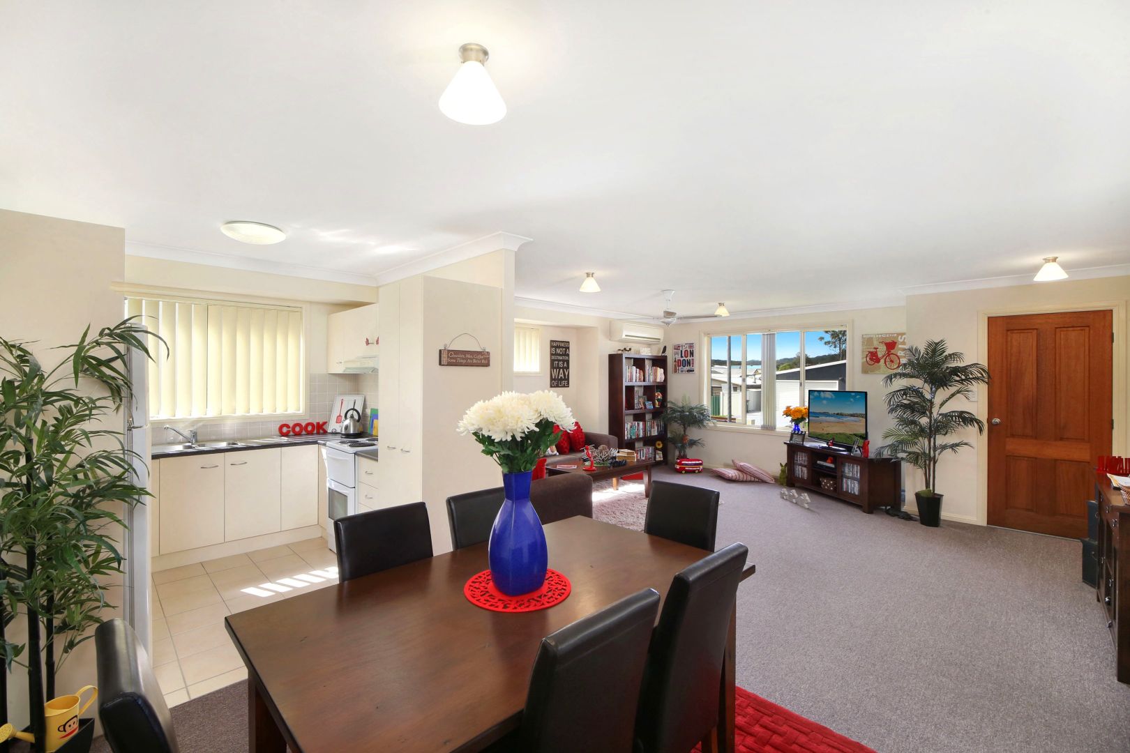 48 Emora Ave, Davistown NSW 2251, Image 2