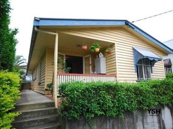 2 bedrooms Duplex in 1/28a Lockhart Street WOOLLOONGABBA QLD, 4102