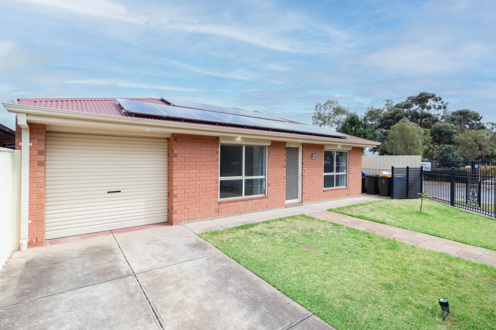 3 bedrooms House in 16A Torrens Crescent PENNINGTON SA, 5013
