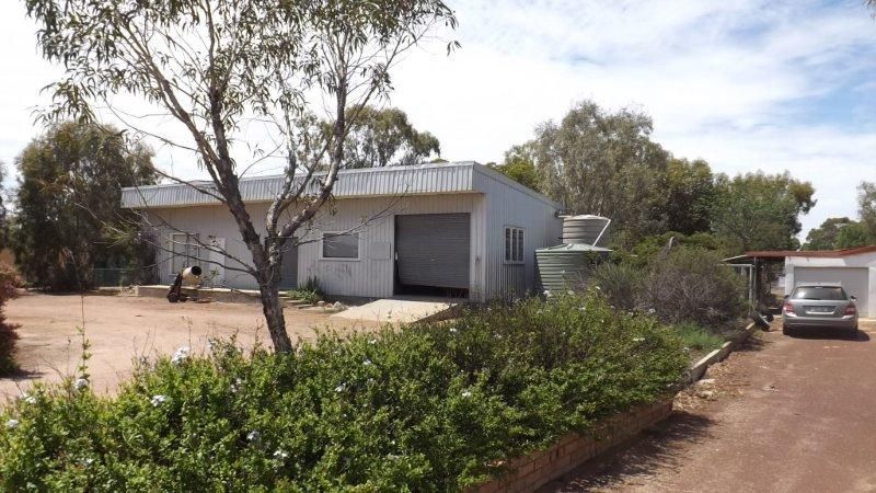 50 Hammond Street, Kellerberrin WA 6410, Image 1