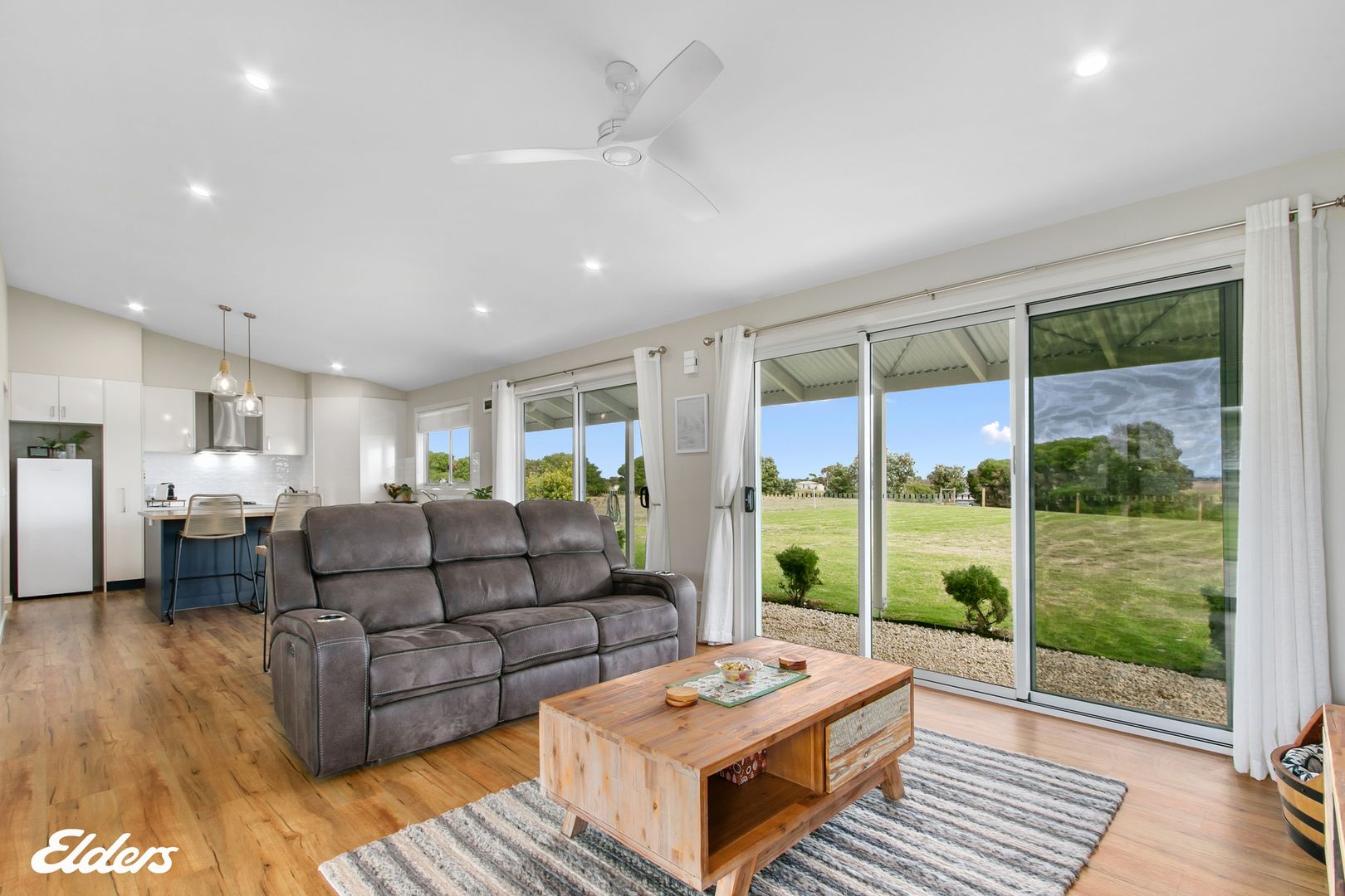 10 Panorama Drive, Woodside Beach VIC 3874, Image 2