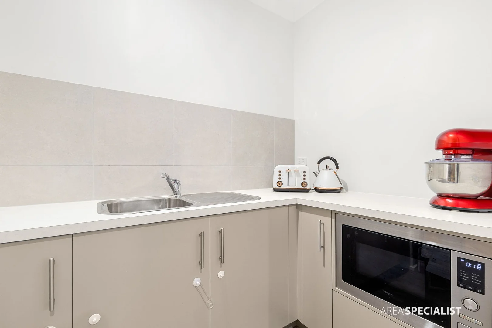 Additional image 8 of 2 Toombon Street, Werribee VIC 3030