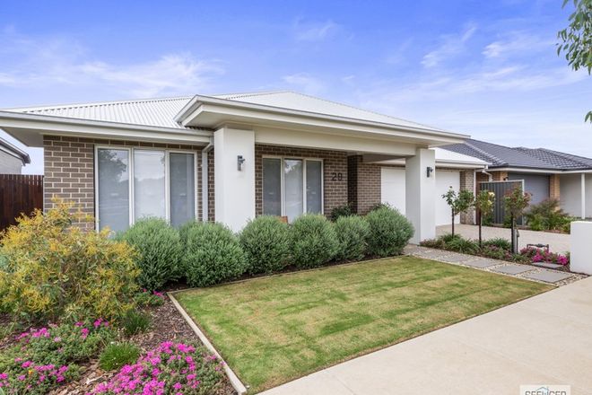 Picture of 29 Peter Thomson Circuit, YARRAWONGA VIC 3730