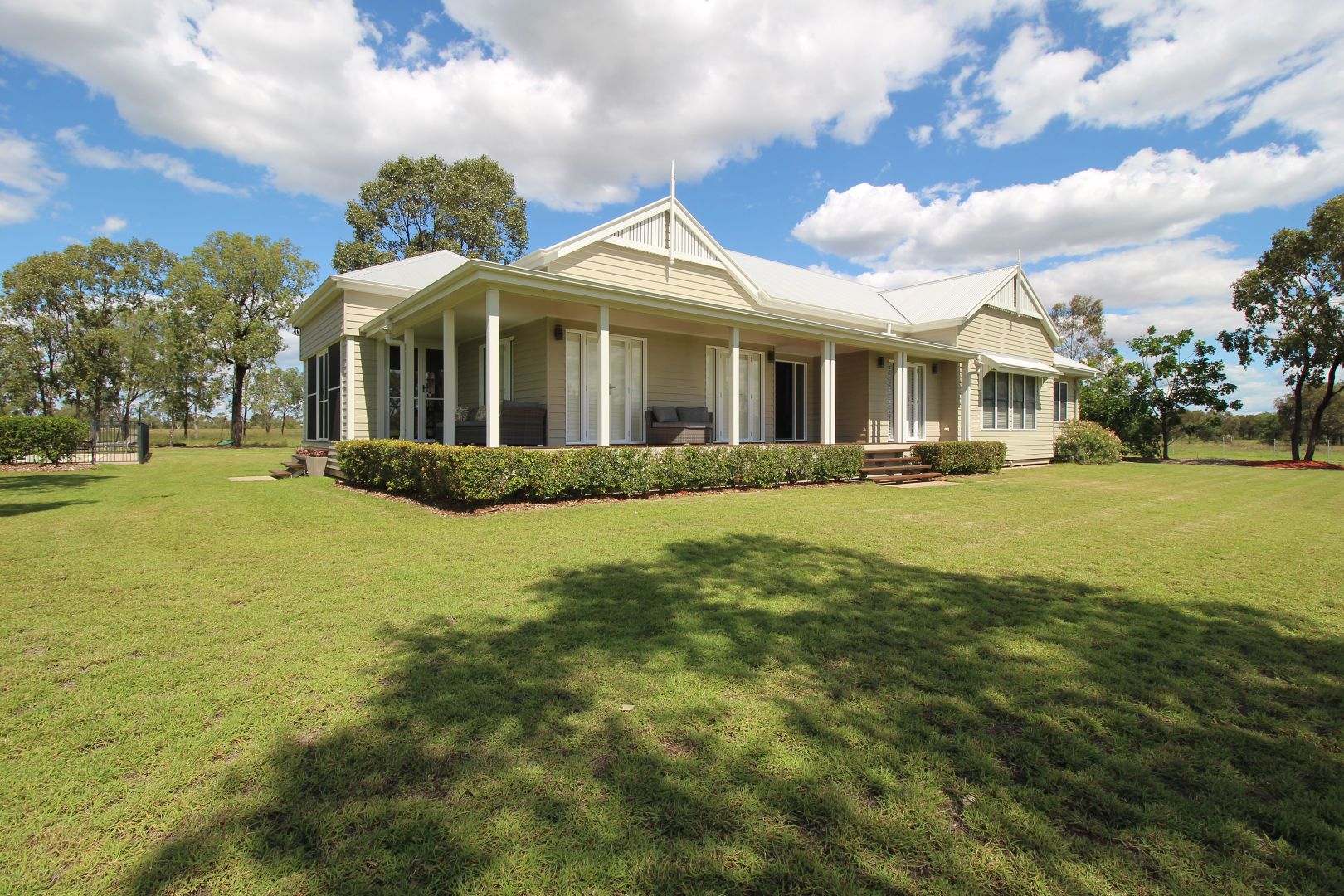 222 Glengallan Road, Emerald QLD 4720, Image 1