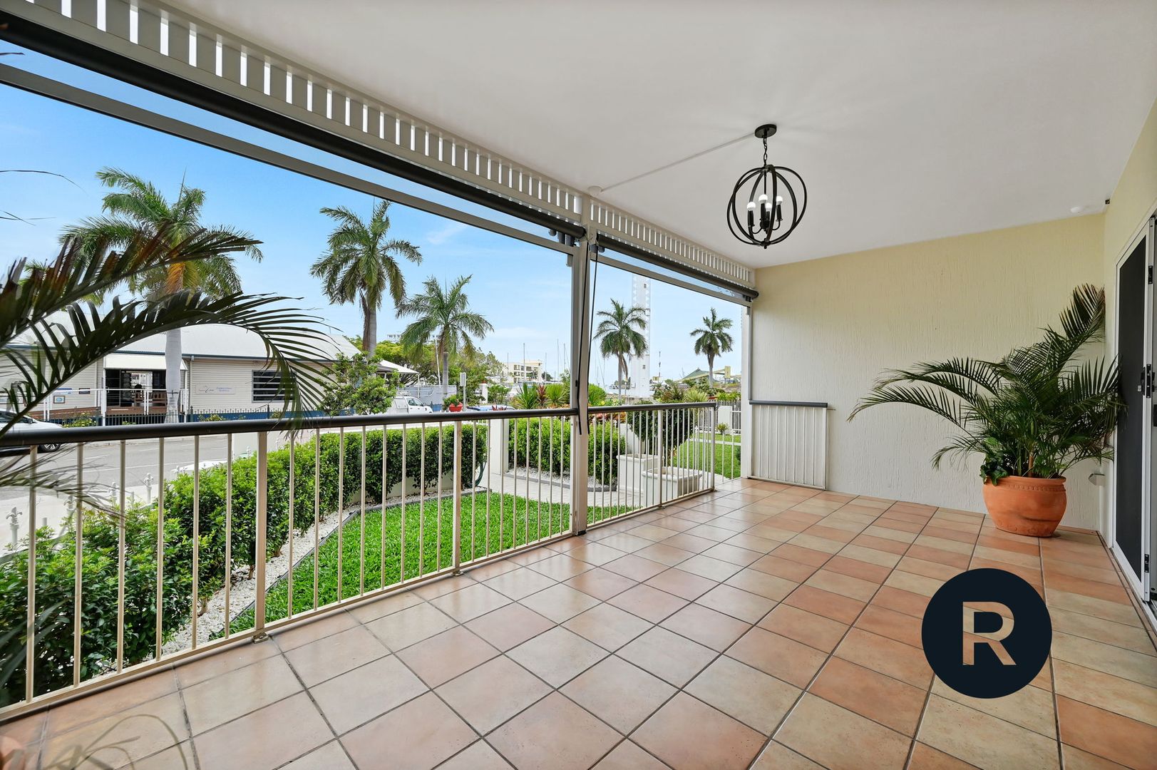 2/57-59 Palmer Street, South Townsville QLD 4810, Image 2