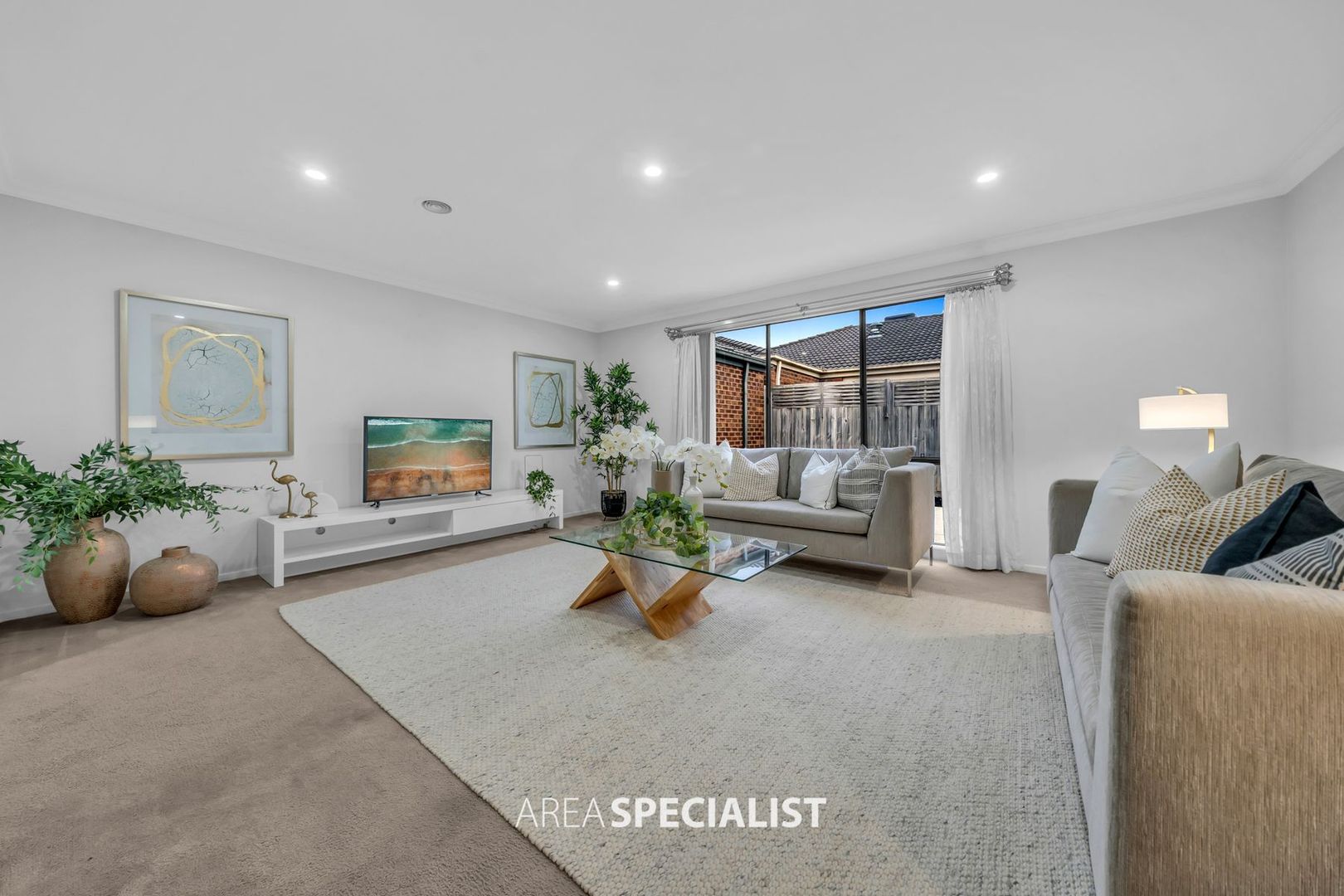 50 Domino Way, Hampton Park VIC 3976, Image 2