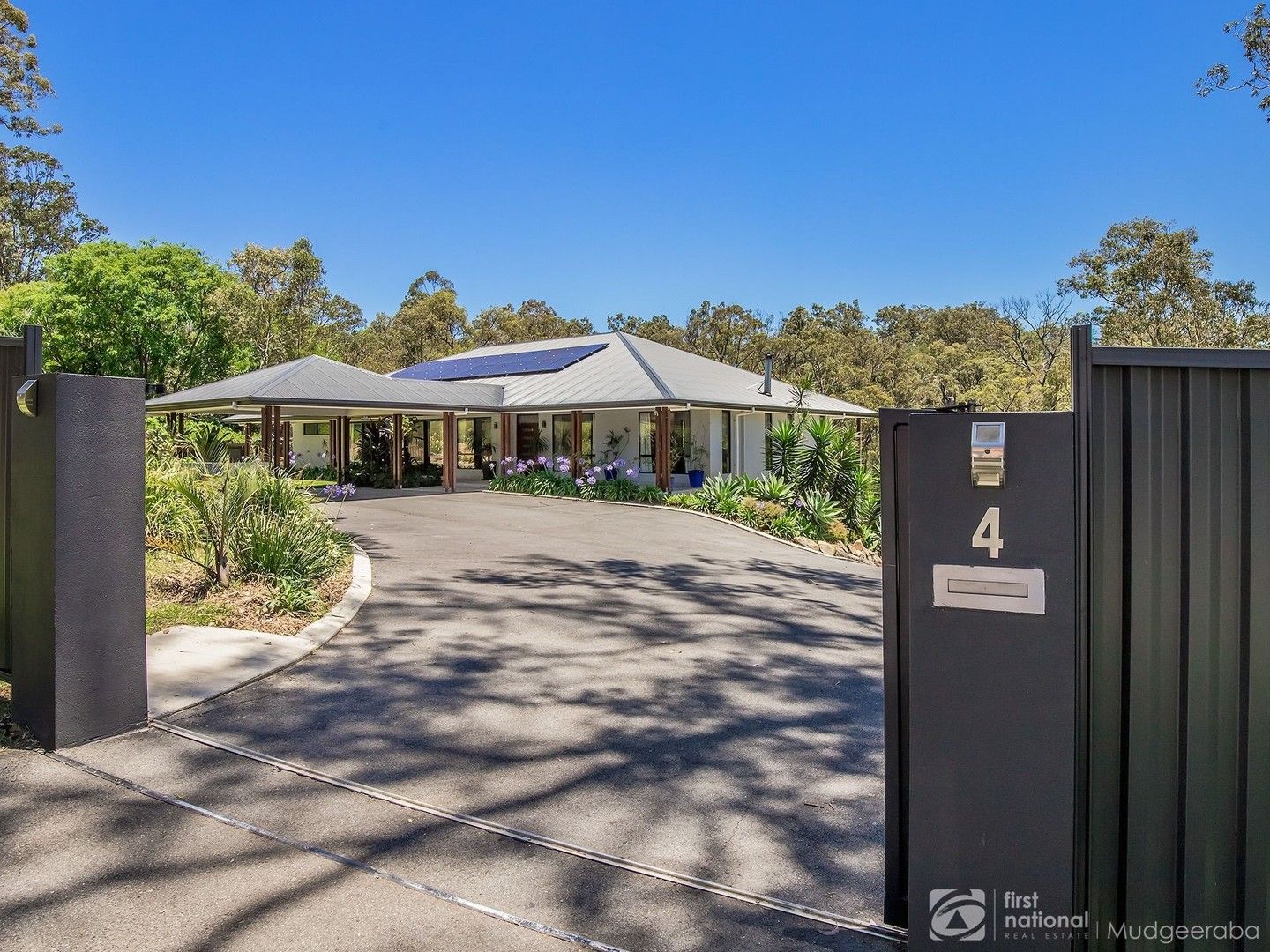 4 Narrabri Court, Gaven QLD 4211, Image 0