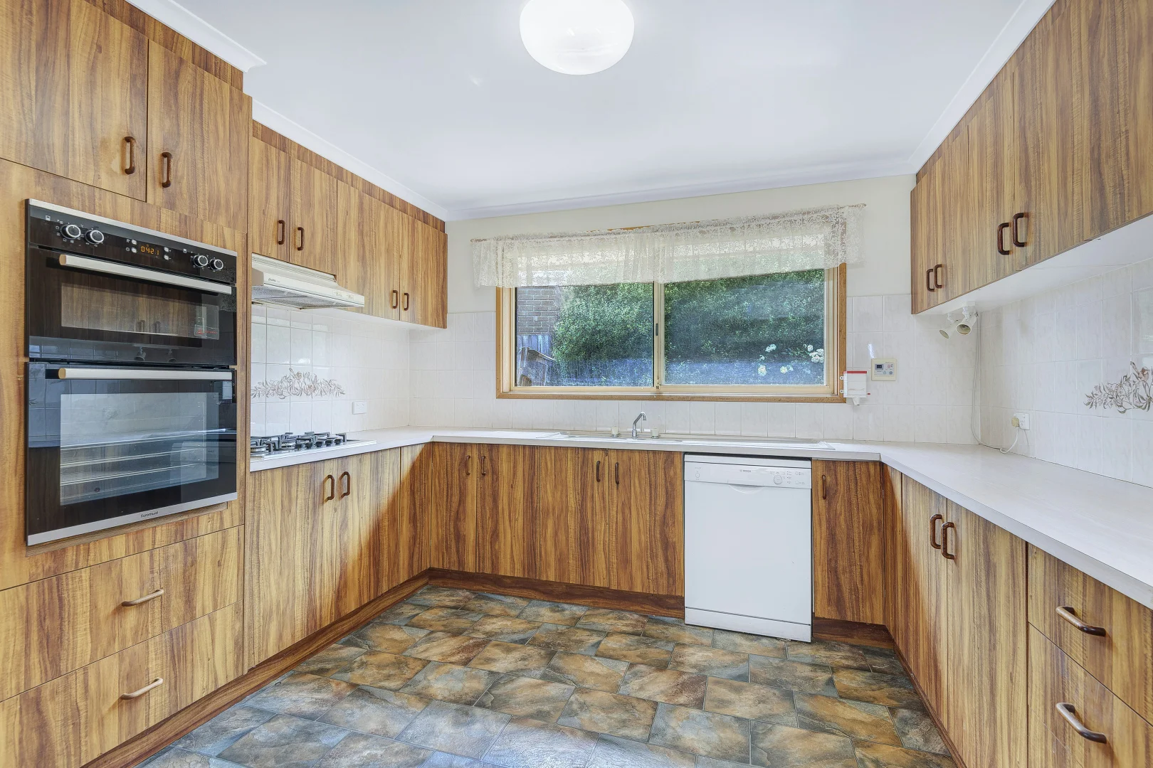 Additional image 5 of 33 Emperor Dr, Ocean Grove VIC 3226