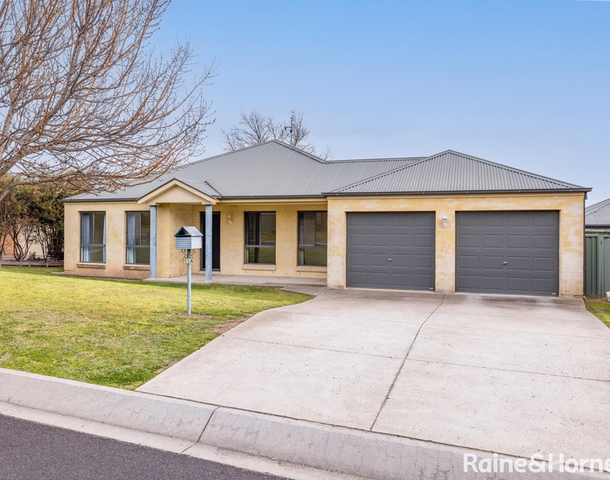 11A Hassall Grove, Kelso NSW 2795