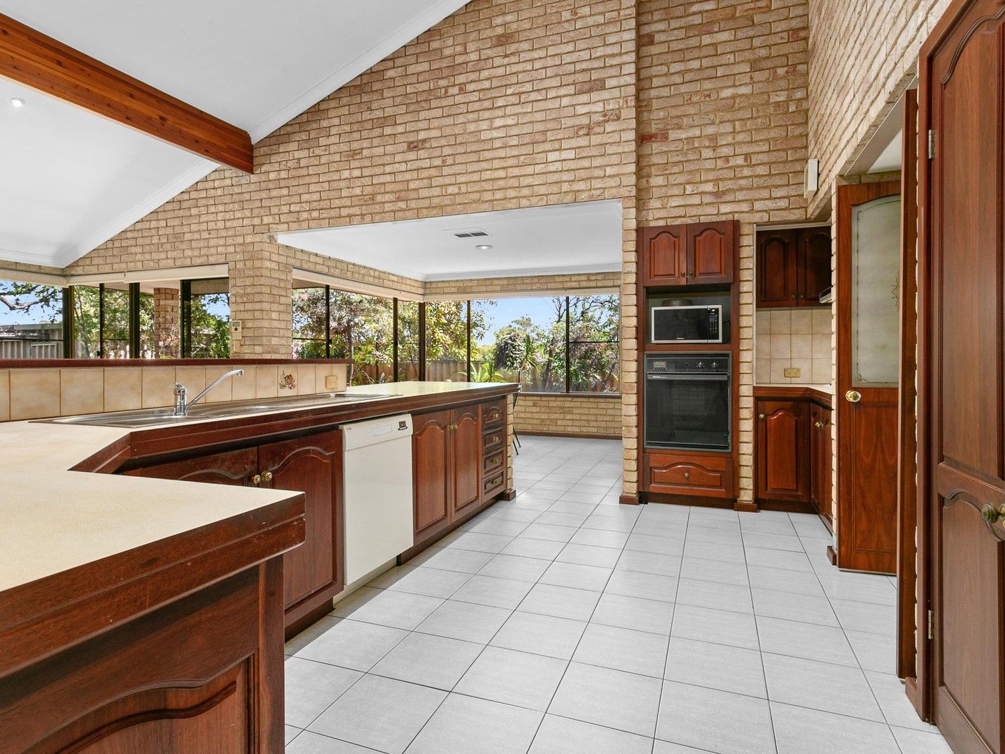 35 Paterson Gardens, Winthrop WA 6150, Image 0