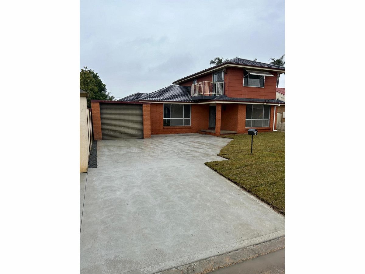 4 bedrooms House in 4 Barr Street COLYTON NSW, 2760
