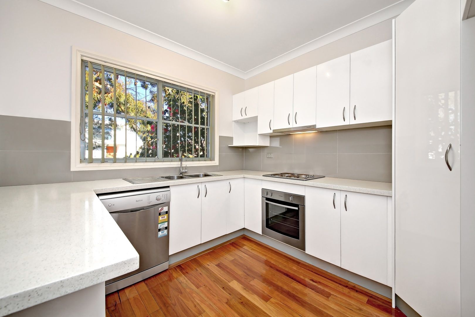 1/75 Greenacre Road, Connells Point NSW 2221, Image 2