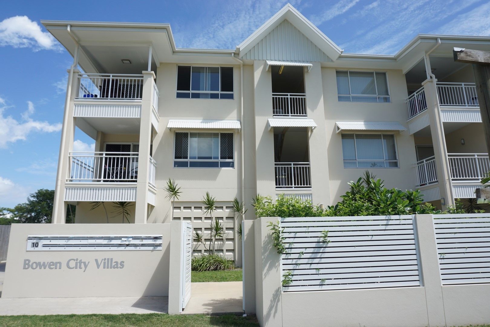 2 bedrooms Apartment / Unit / Flat in 15/10 Williams Street BOWEN QLD, 4805