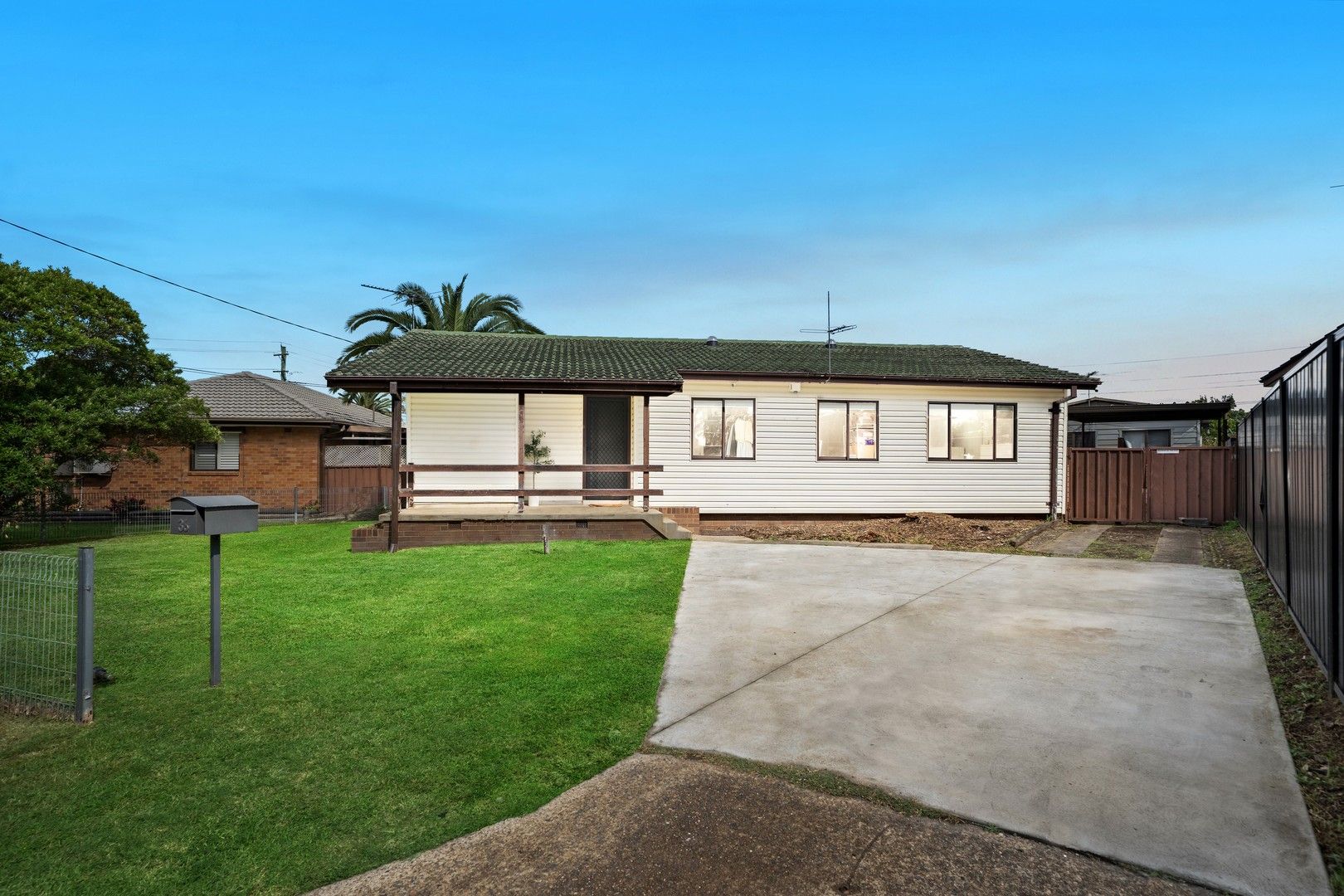 4 bedrooms House in 36 Runcorn Avenue HEBERSHAM NSW, 2770