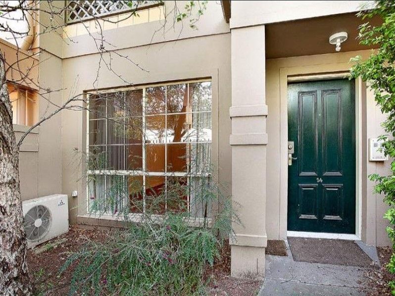 3 bedrooms Townhouse in 2/17 Park Lane SOUTH YARRA VIC, 3141