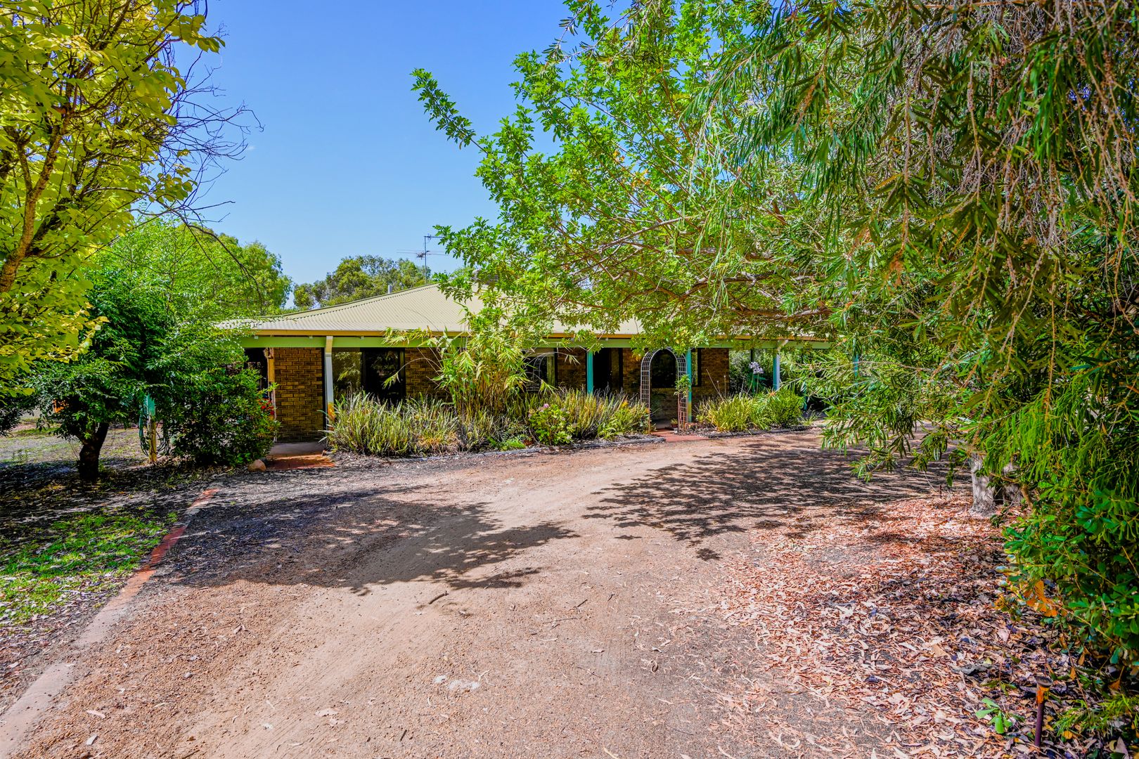 49 Matthie Road, Barragup WA 6209, Image 2