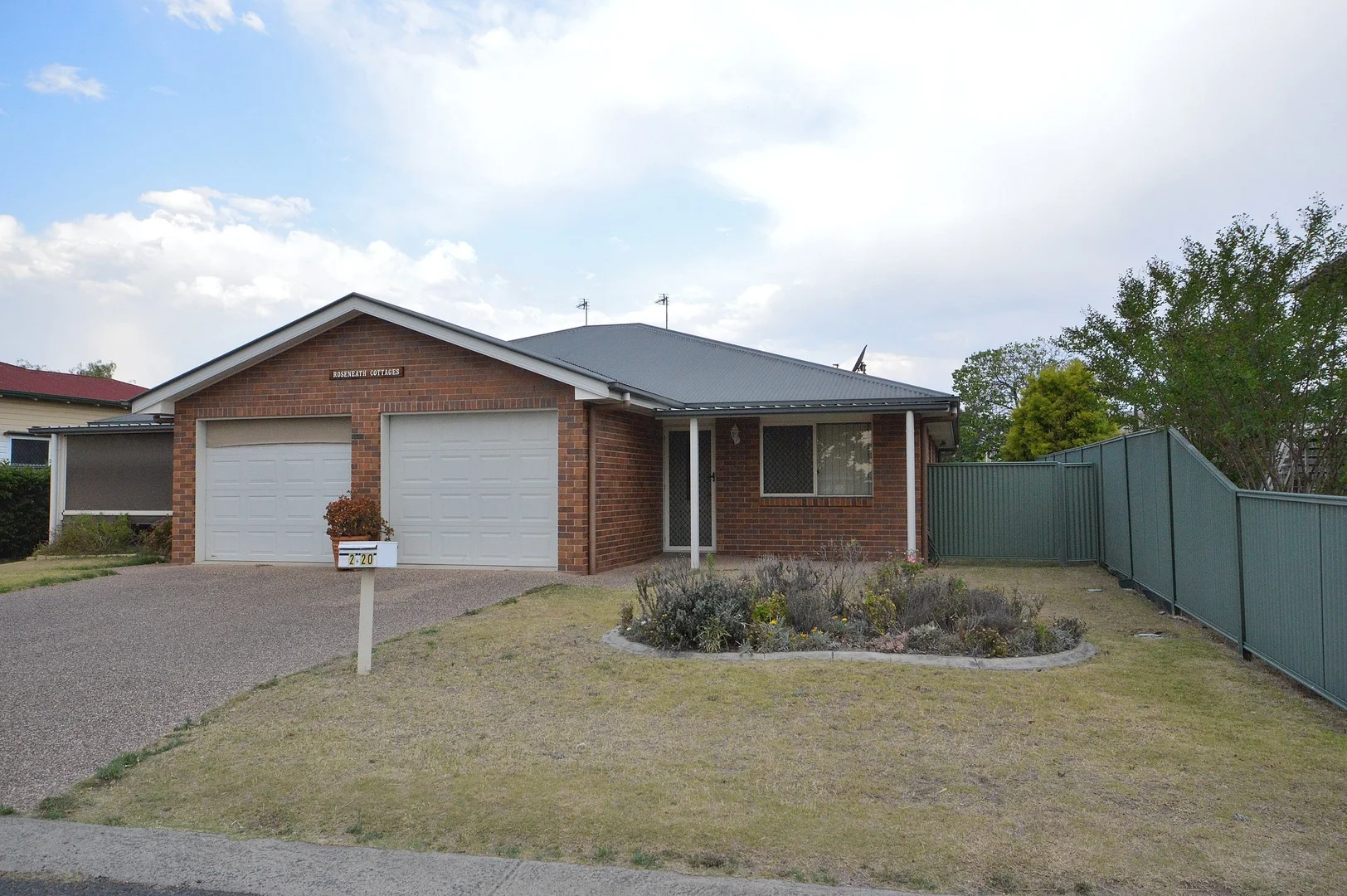 Primary image of 2/20 Myrtle Avenue, Warwick QLD 4370