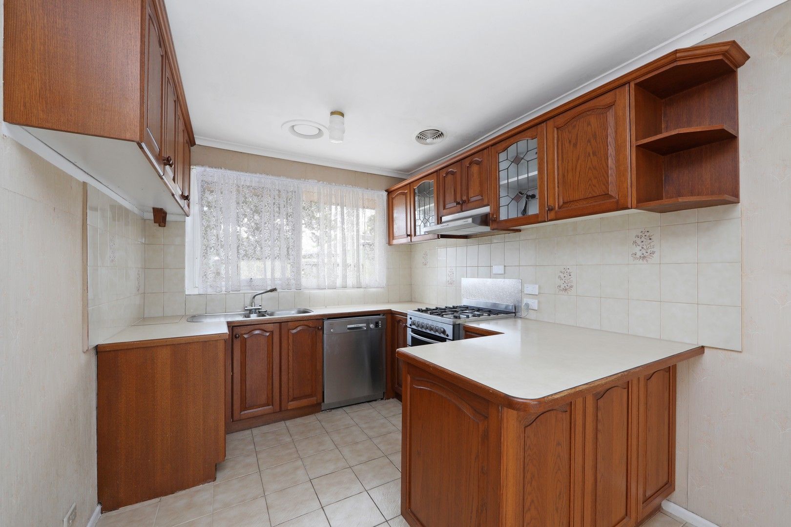 3 bedrooms House in 3 Cherrytree Rise KNOXFIELD VIC, 3180