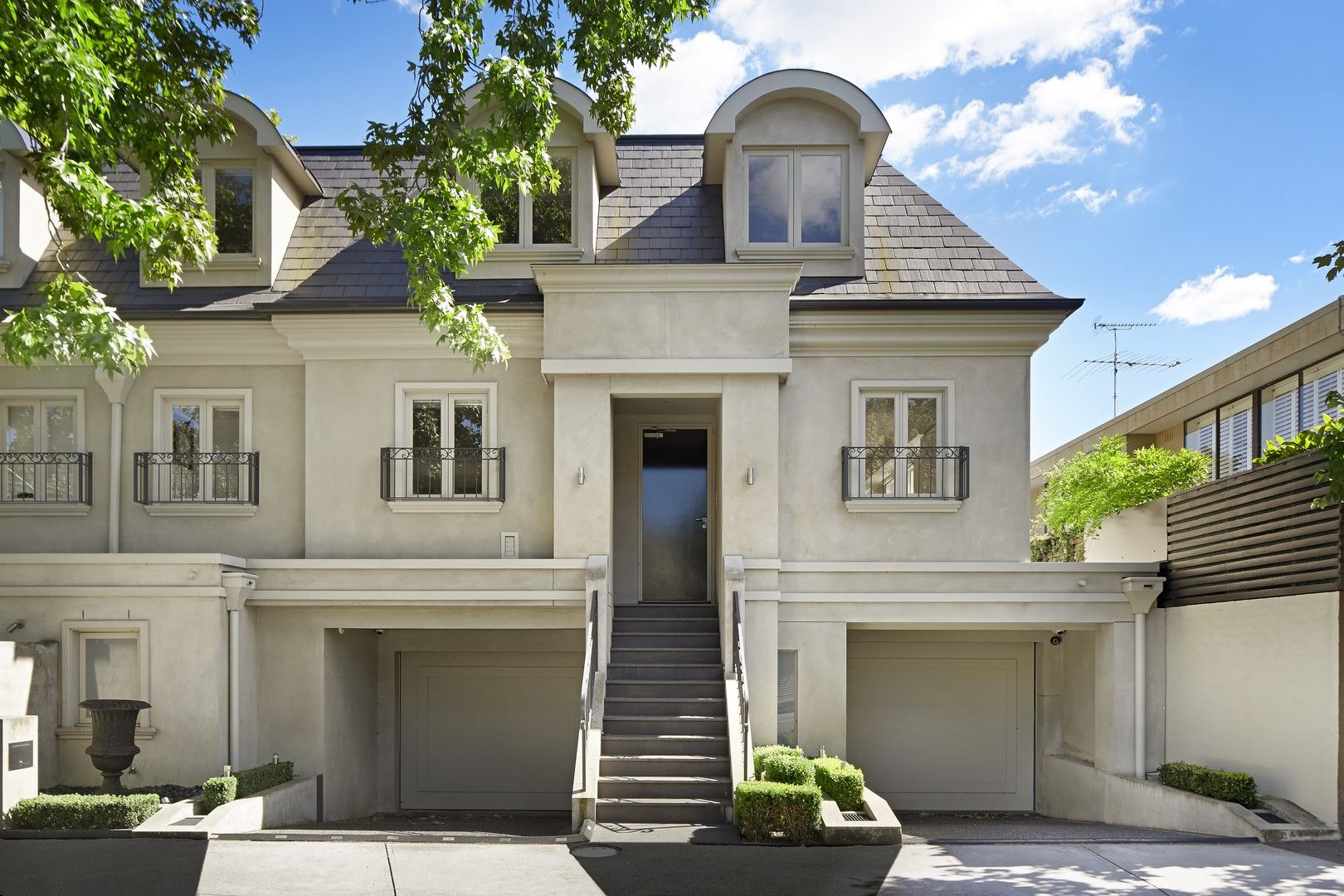 3 bedrooms Townhouse in 9A Motherwell Street SOUTH YARRA VIC, 3141