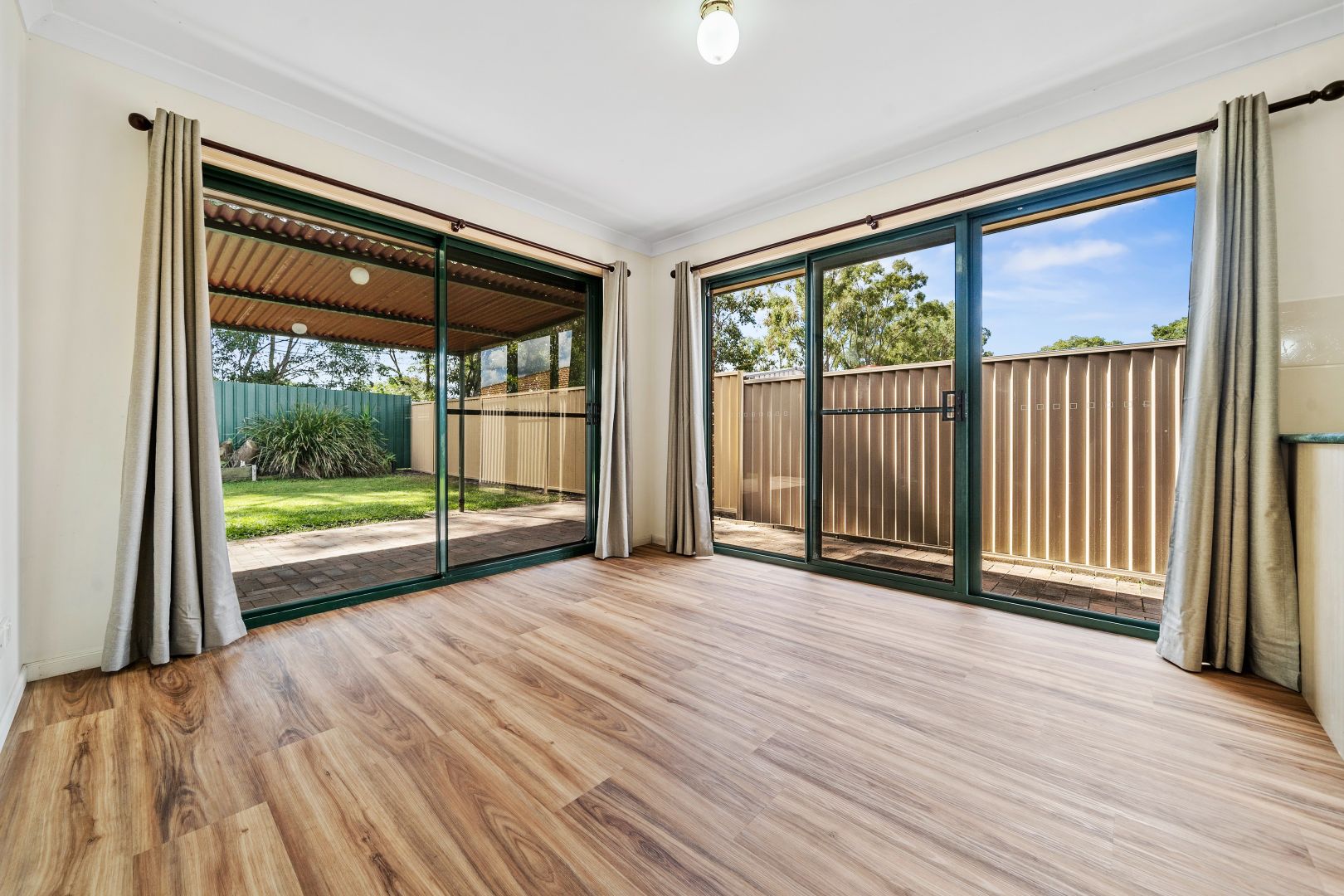 11 Calder Court, Crestmead QLD 4132 - House For Rent | Domain