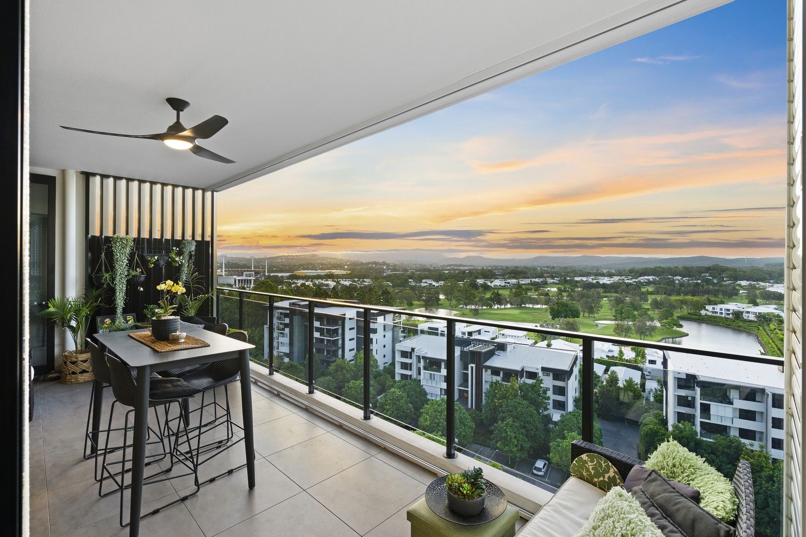 2 bedrooms Apartment / Unit / Flat in 4085/21 Ross Street BENOWA QLD, 4217