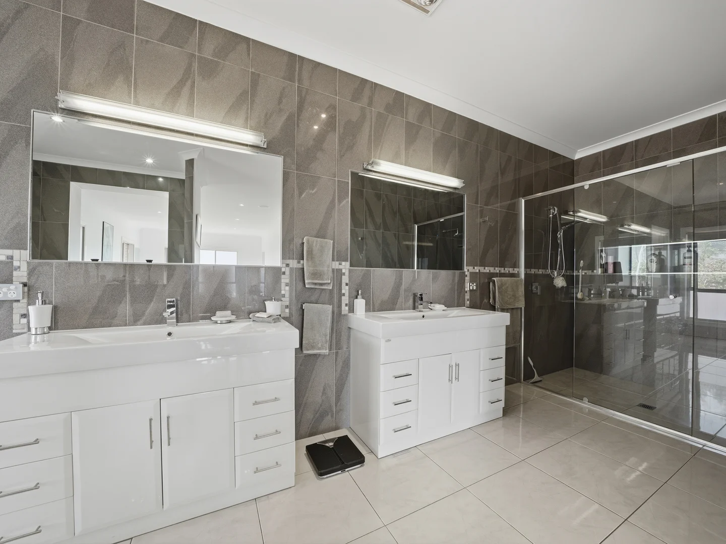 Additional image 18 of 23 Eric Court, Granton TAS 7030