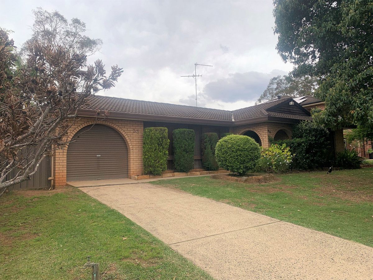 33 Dandenong Crescent, Ruse NSW 2560, Image 0