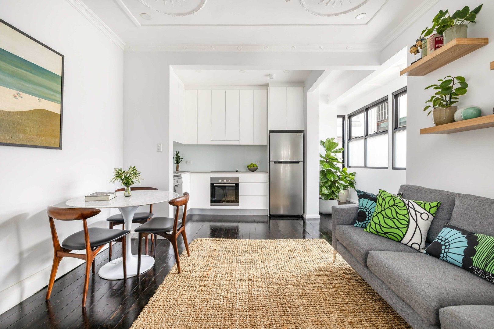 2 bedrooms Apartment / Unit / Flat in 41B Barcom Avenue DARLINGHURST NSW, 2010