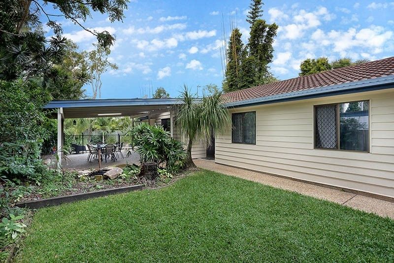 30 Kowonga Street, Pacific Paradise Property History & Address