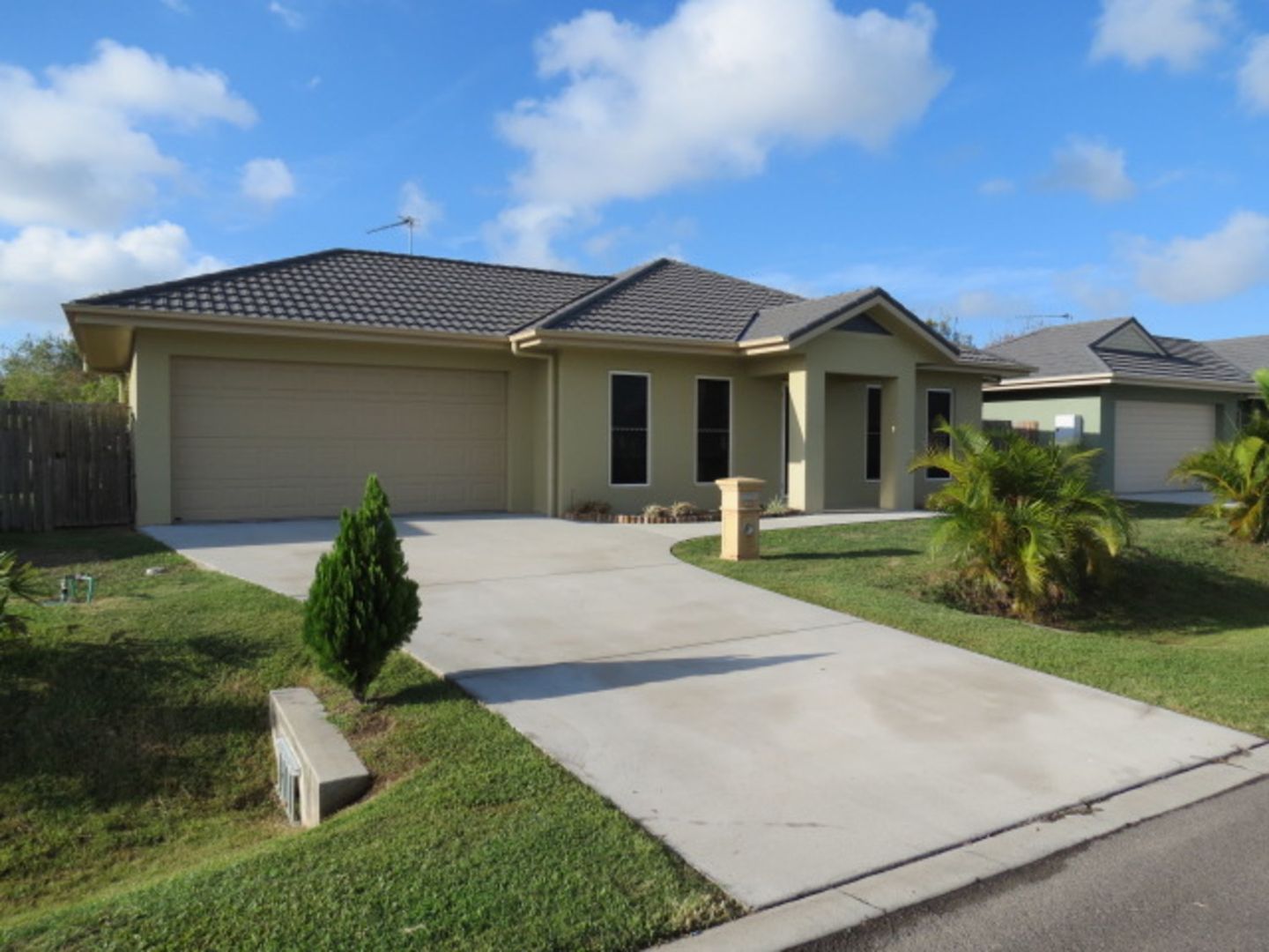 21 Seabreeze Crescent, Bowen Property History & Address Research Domain