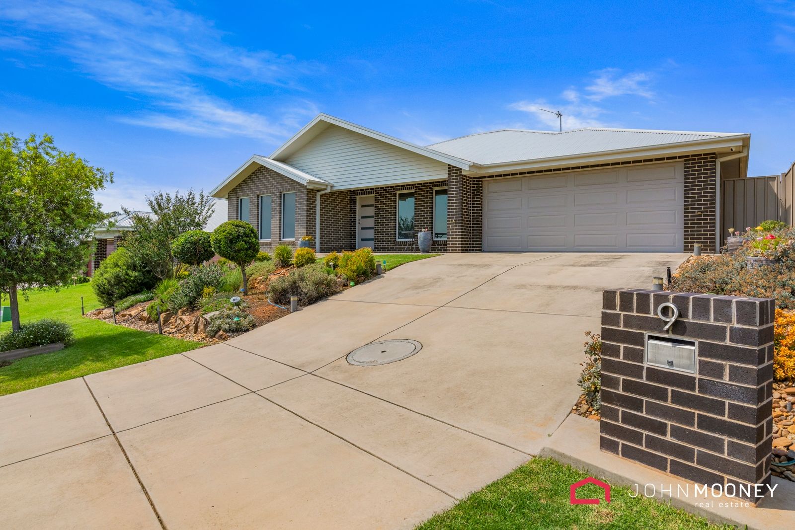 9 Glandore Street, Bourkelands NSW 2650 Domain