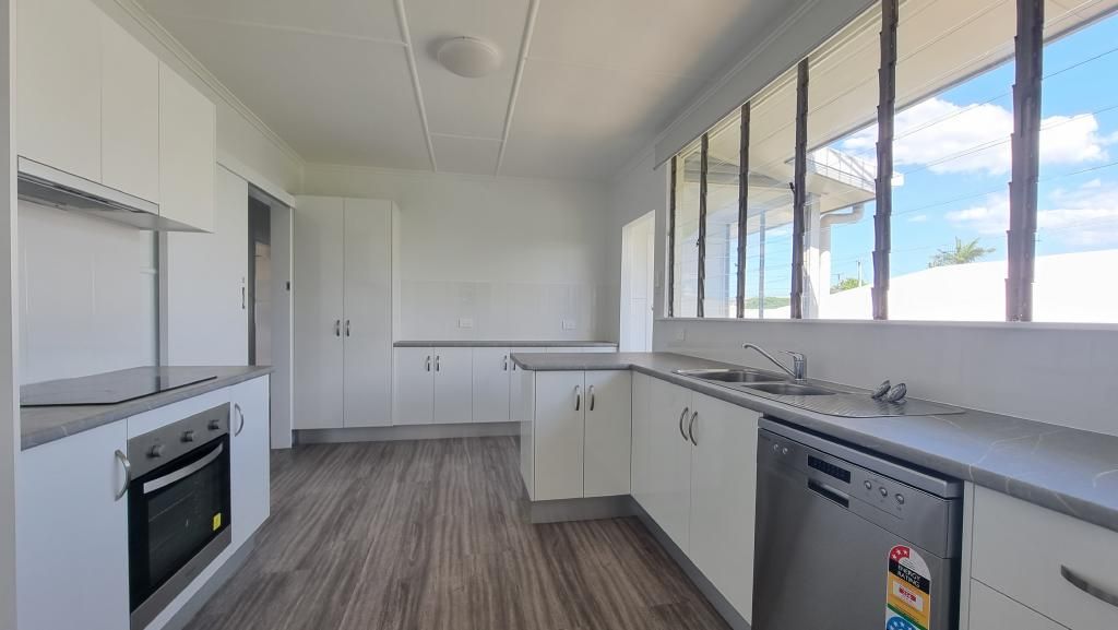 3 bedrooms House in 120 WOONGARRA STREET BUNDABERG WEST QLD, 4670