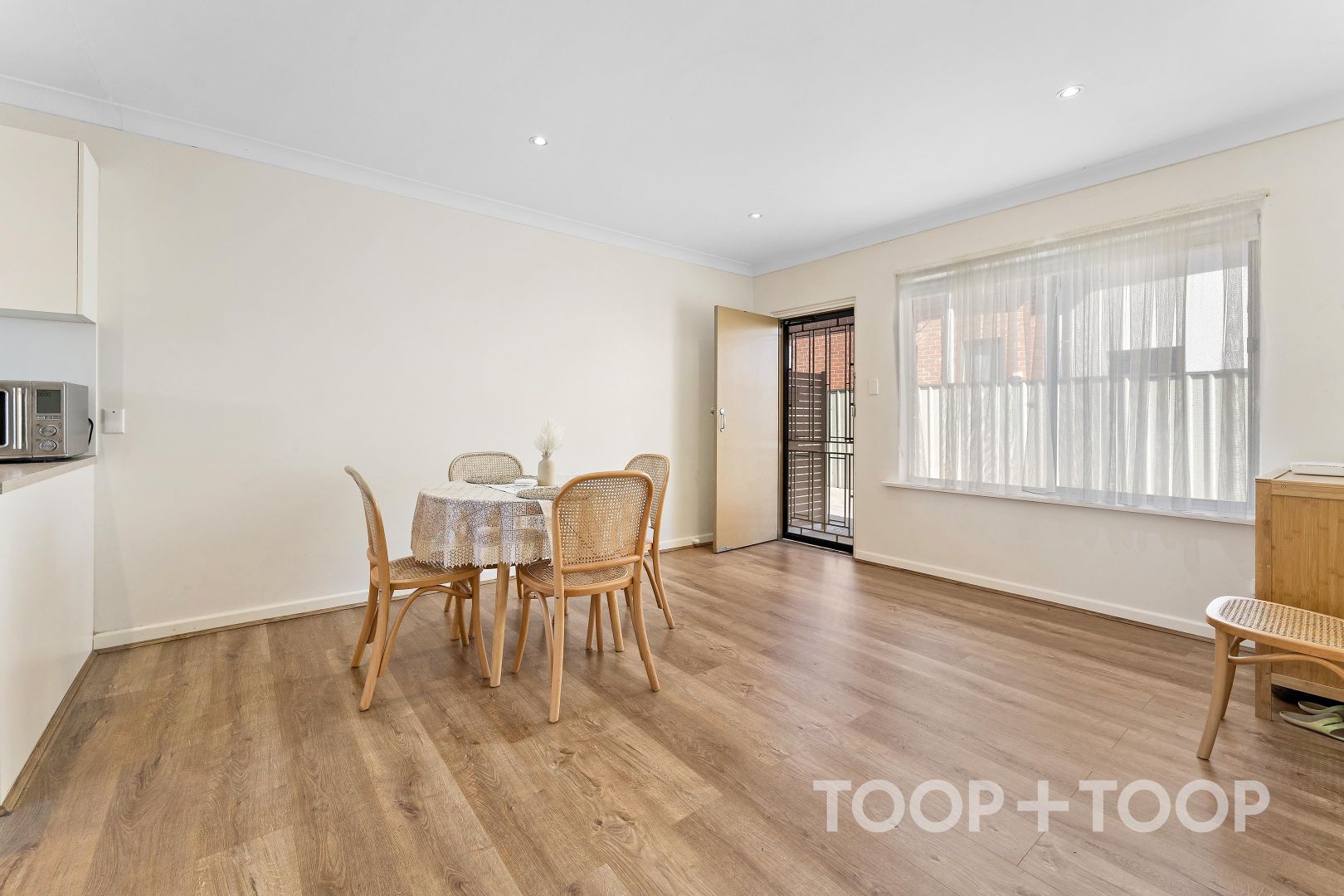 3/2A King Street, Croydon SA 5008, Image 2