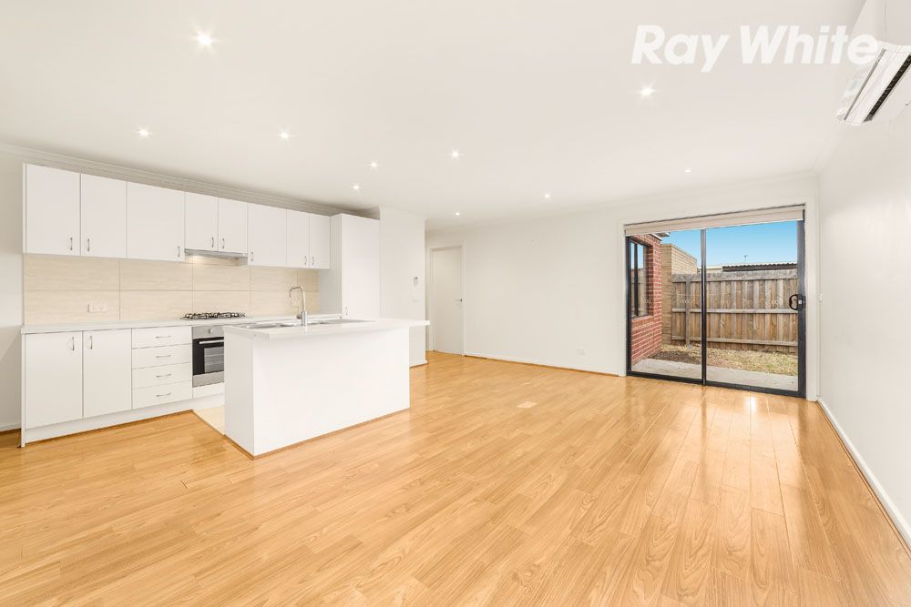 3/2-4 Highland Street, Kingsbury VIC 3083, Image 2