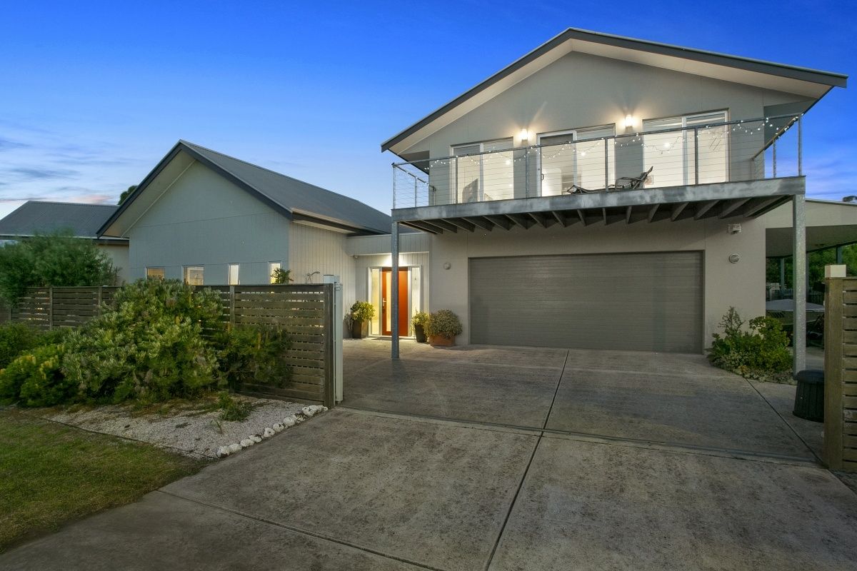 24 Ozone Street, Indented Head VIC 3223, Image 2