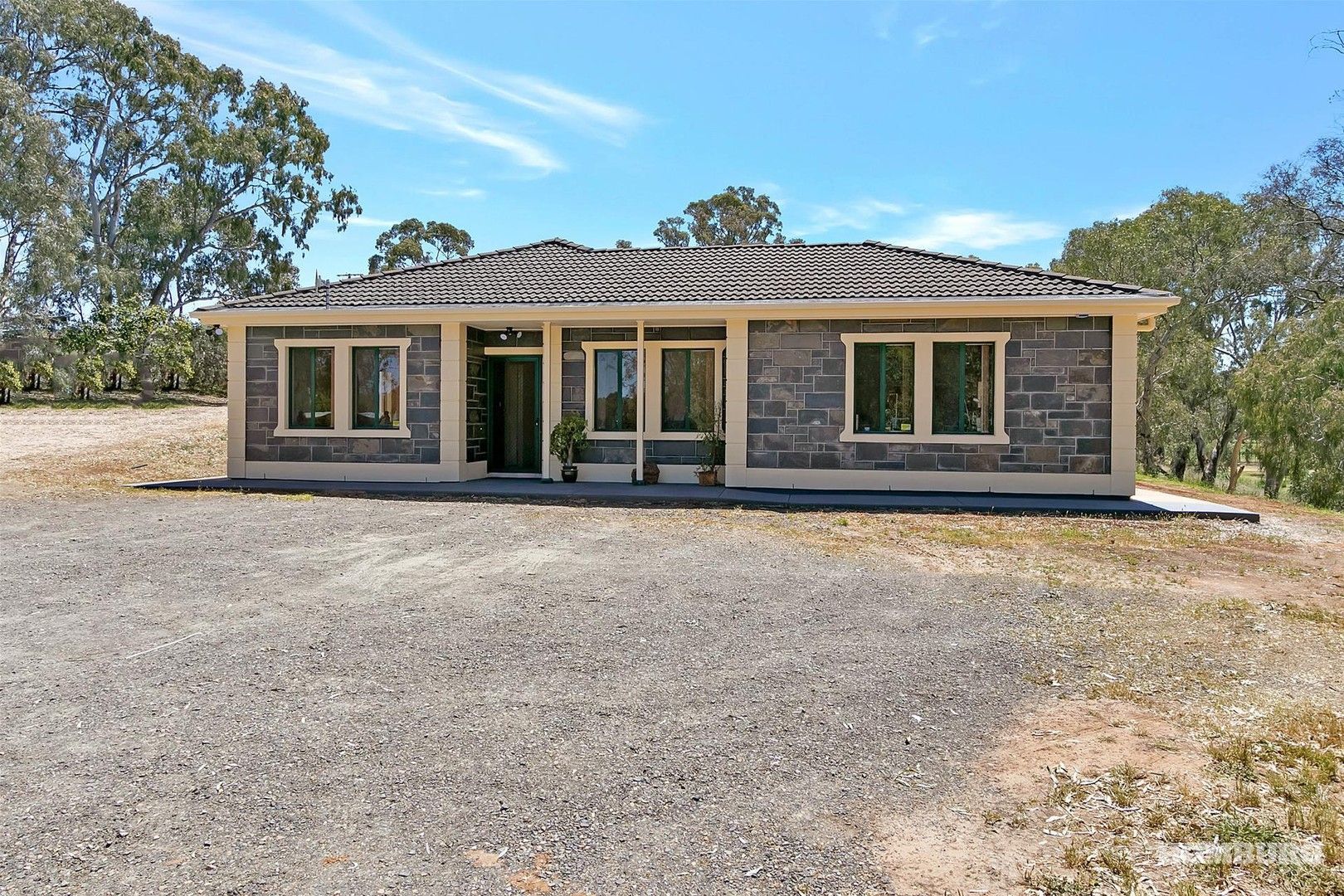 4 bedrooms House in 16 Smyth Road TANUNDA SA, 5352