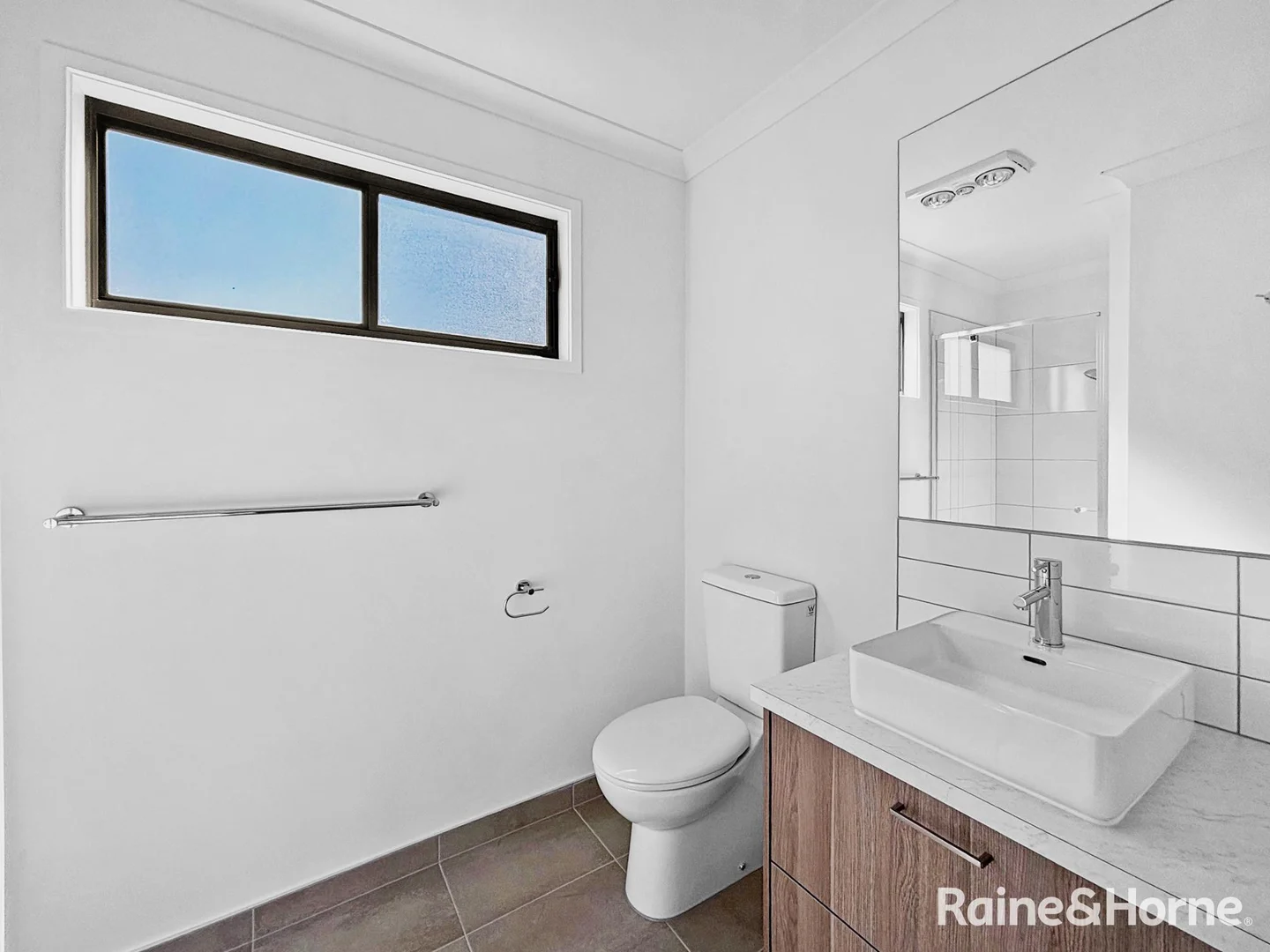 Additional image 8 of 1B Belgrave Place, Carrum Downs VIC 3201