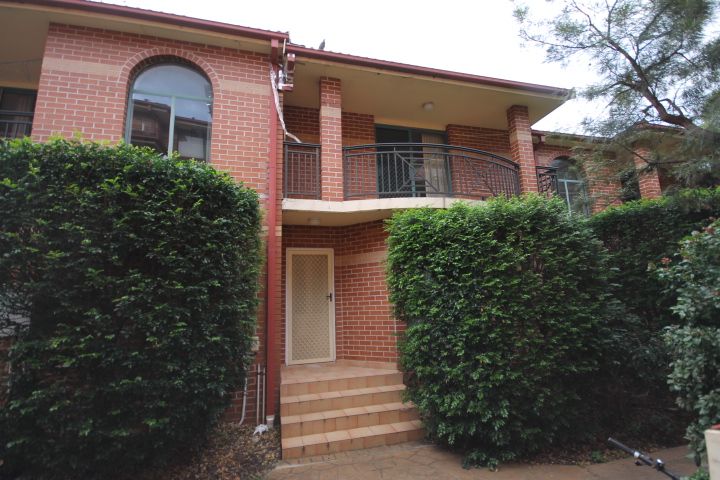 3/31-35 Loftus Street, Campsie NSW 2194