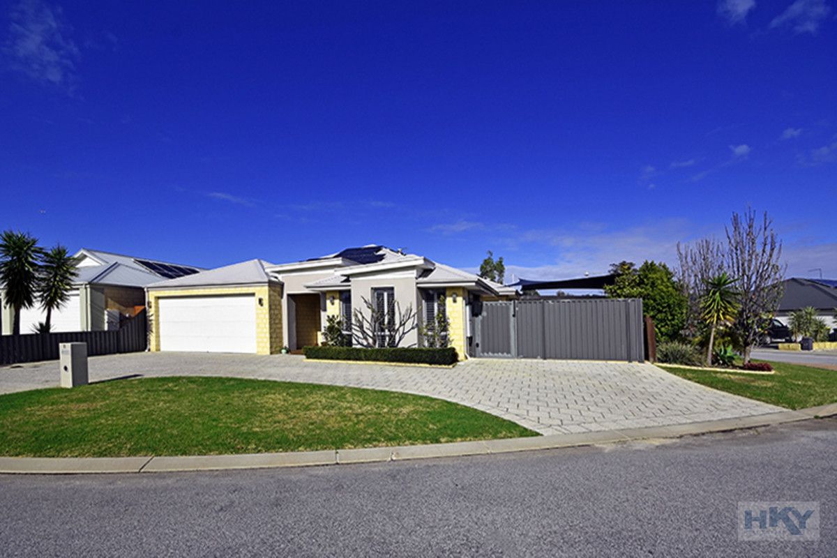 4 bedrooms House in 11 Jutland Way THE VINES WA, 6069