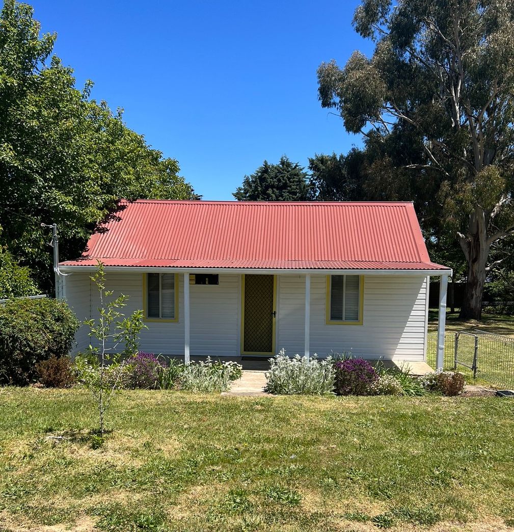 7 Stabback Street, Millthorpe NSW 2798 House For Rent 600 Domain