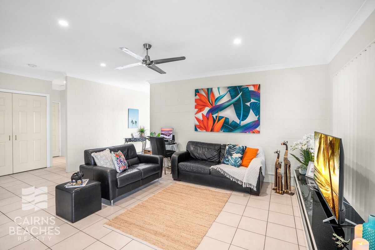 1/11 Carrum Close, Kewarra Beach QLD 4879, Image 2