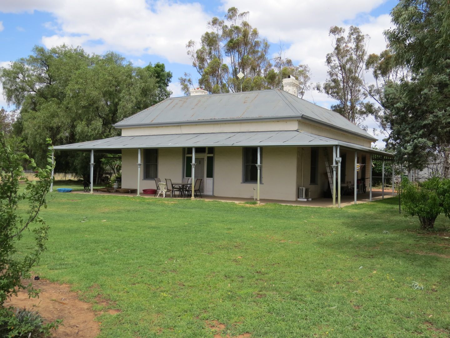 201 Four Post Road, Deniliquin NSW 2710, Image 2