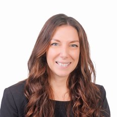 Valeria Martinuzzi, Property manager