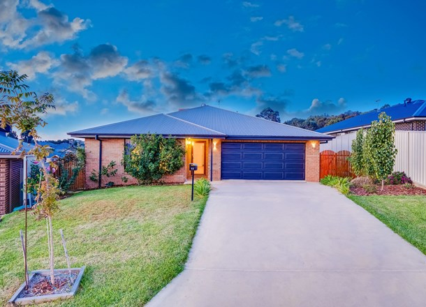 54 Felstead Circuit, Thurgoona NSW 2640