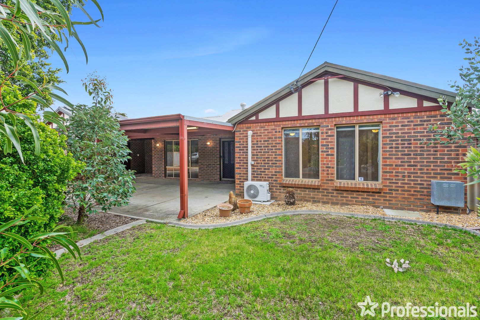 59 Agincourt Drive, Forrestfield WA 6058, Image 2