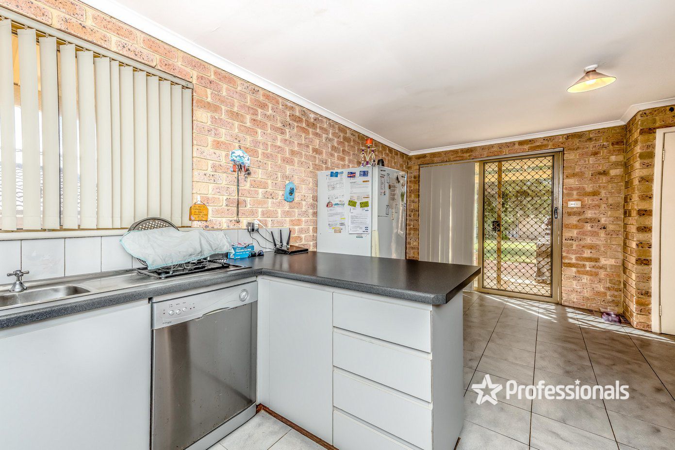 11A Torquay Place, Tarcoola Beach WA 6530, Image 2