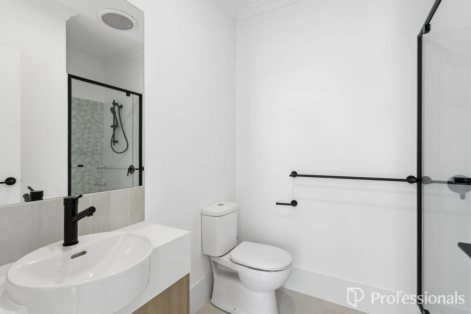 Additional image 13 of 17 Stroll Lane, Yanchep WA 6035