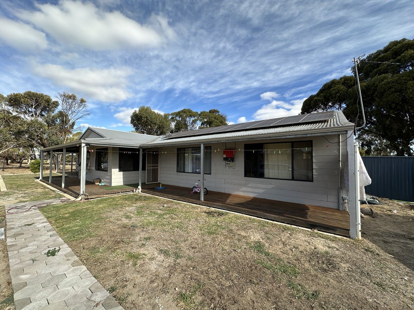 32 Marri Drive, Katanning WA 6317, Image 0